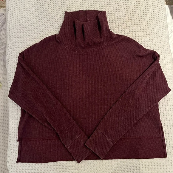 AMERICAN EAGLE - Cropped Turtleneck - Plum - XS - Picture 1 of 5